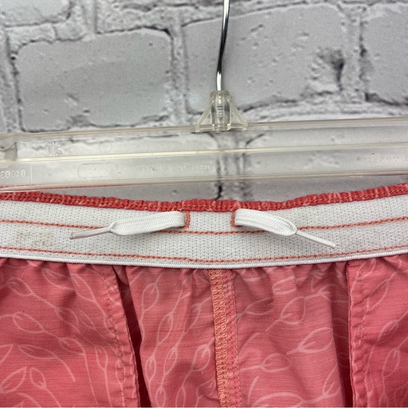 Patagonia Women's Baggies Shorts Coral Leaf Pattern Sz M - Picture 7 of 11